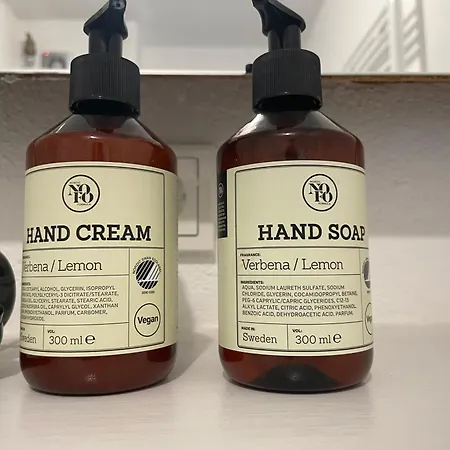 Sonniges Apartment, W-lan, Parkplatz, Autobahnnah, S-bahn , Messe 乌尔姆