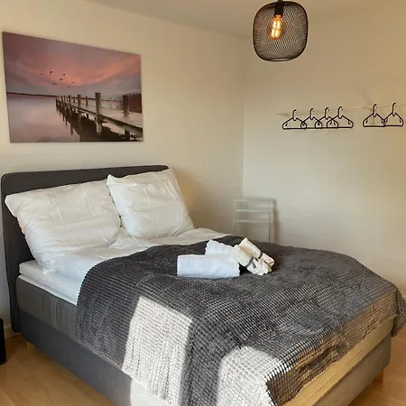 公寓 Sonniges Apartment, W-lan, Parkplatz, Autobahnnah, S-bahn , Messe *