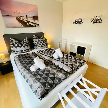 Sonniges Apartment, W-lan, Parkplatz, Autobahnnah, S-bahn , Messe 公寓 乌尔姆