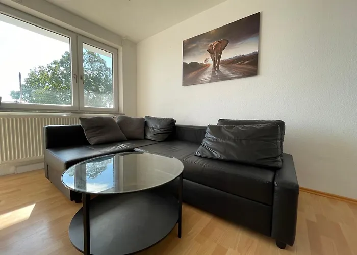 Sonniges Apartment, W-lan, Parkplatz, Autobahnnah, S-bahn , Messe Daire